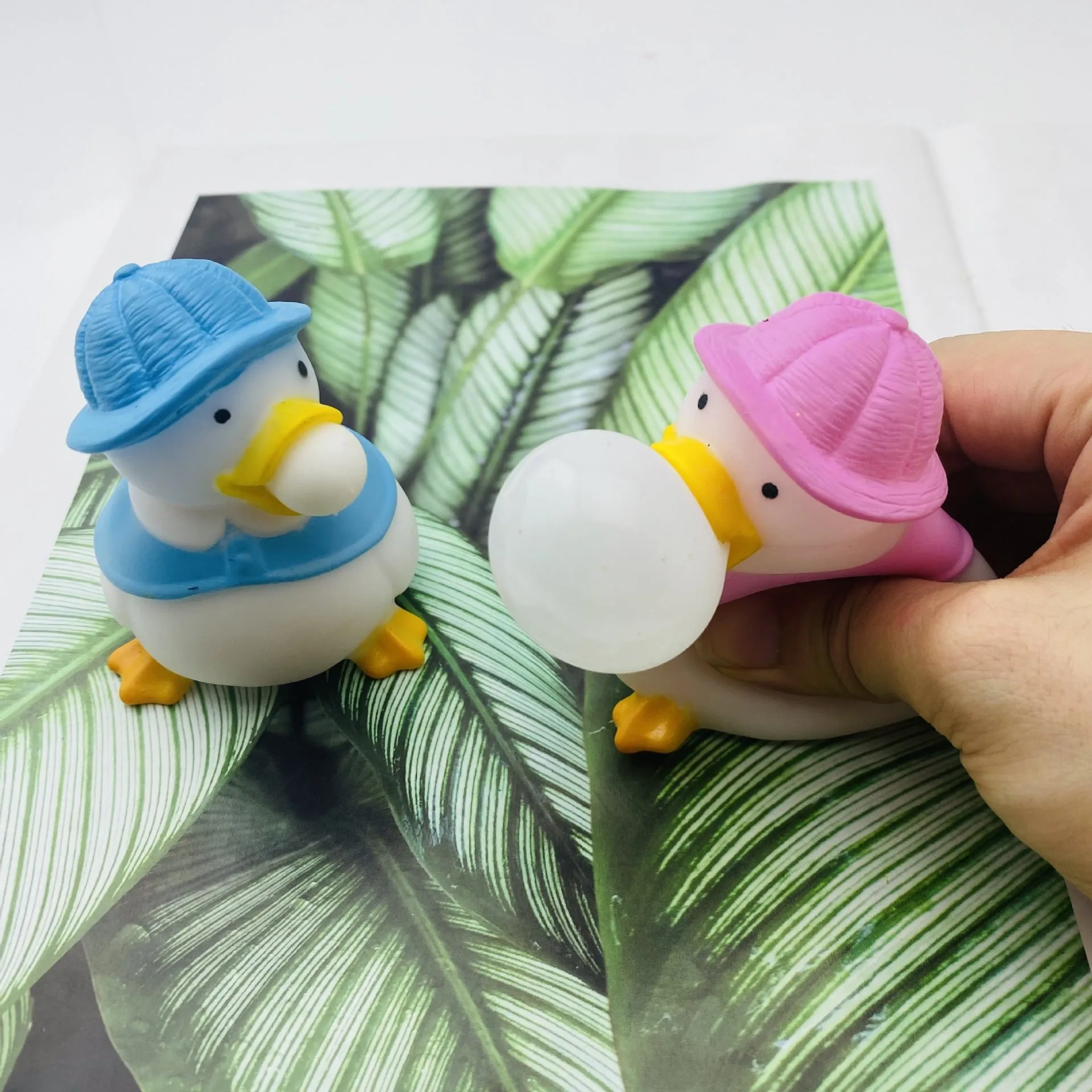 Popular Bubble-Squeezing Tangle Duck Stress Toys, TO0061