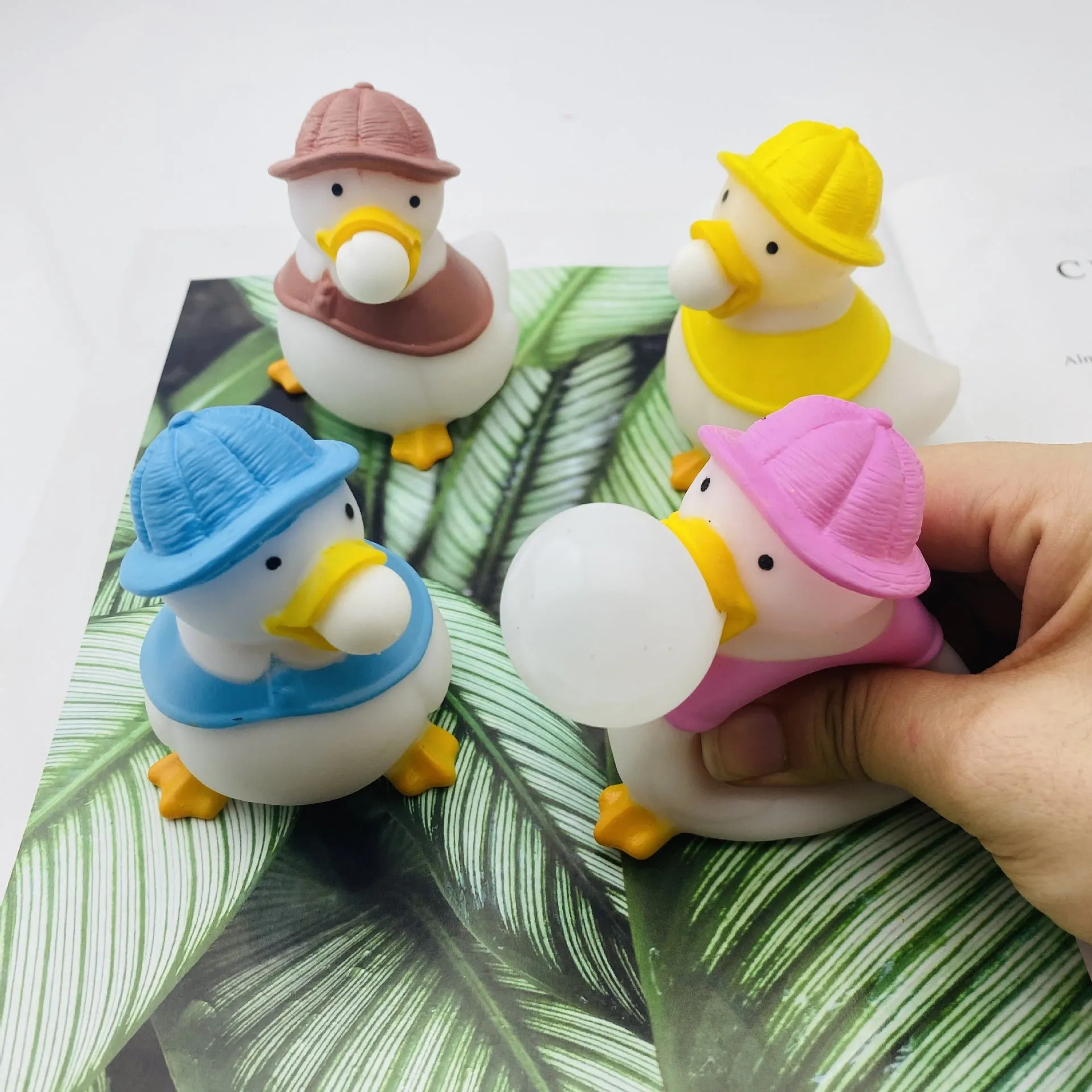 Popular Bubble-Squeezing Tangle Duck Stress Toys, TO0061